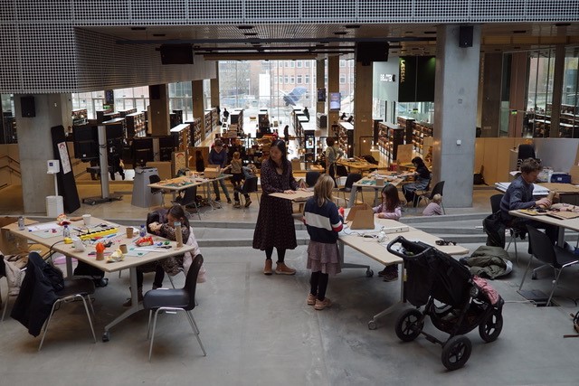 View of the Papalapap workshop at Dokk1 Library in Aarhus.